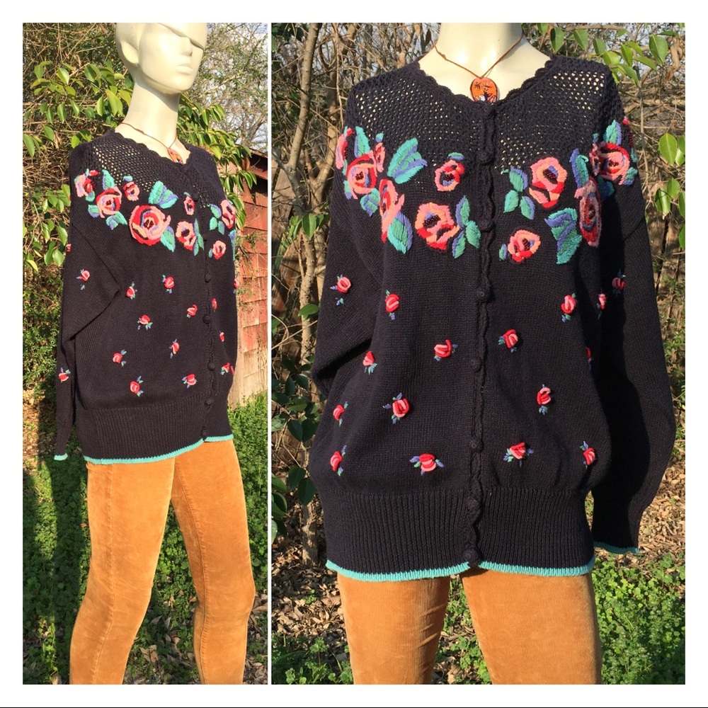 VTG Knit Embroidered Button Down Cardigan Sweater